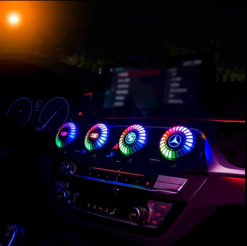 Luz LED para automóvel com ritmo musical e logótipo (com difusor de aroma)